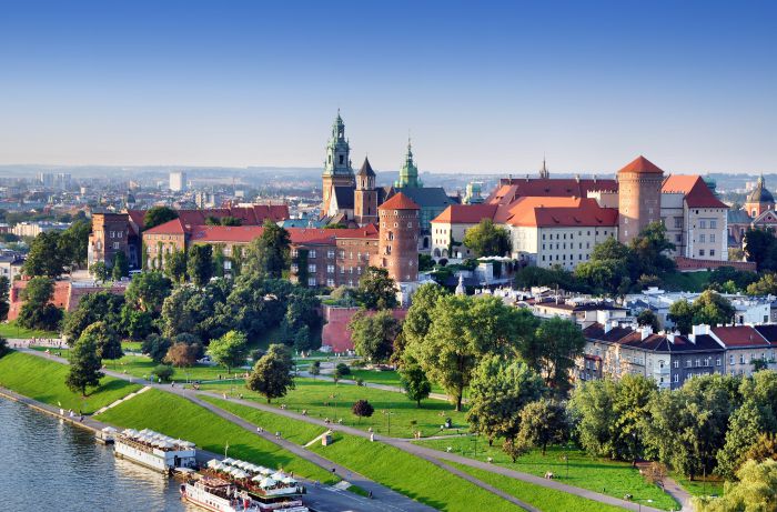 bigstock-Wawel-Castle-In-Krakow-Poland-43728832