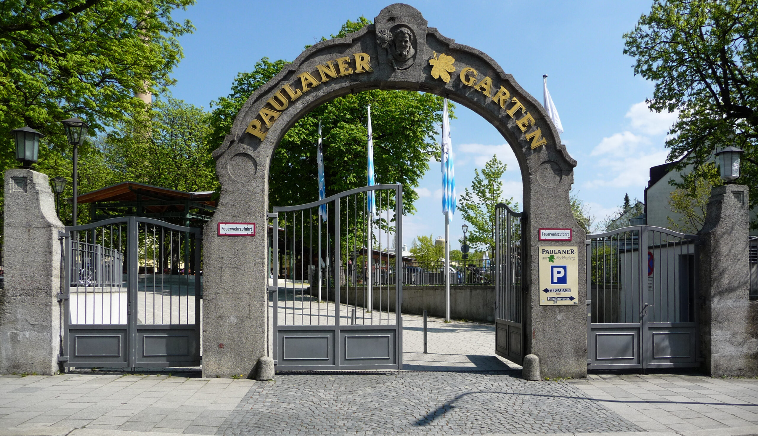 Nockherberg Biergarten