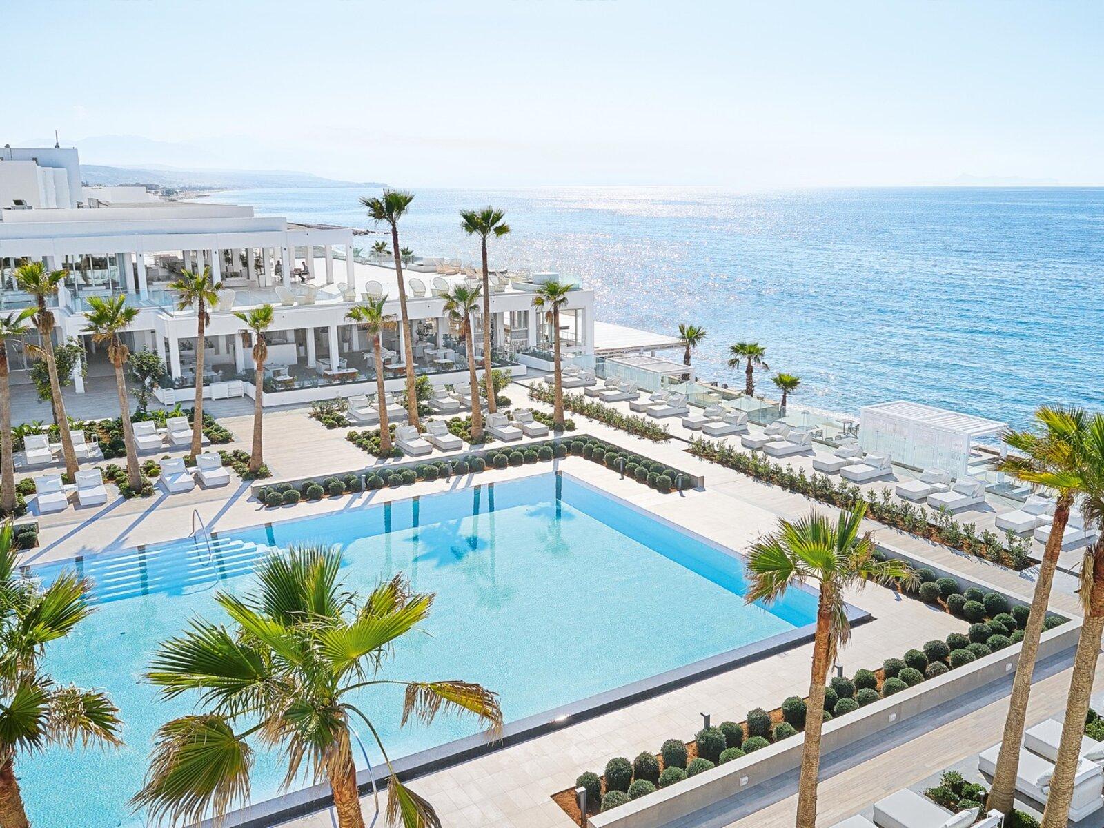 1 Grecotel LUX ME White Palace