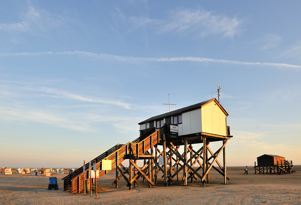 Typical,Pile,House,At,The,Beach,Of,St.,Peter,Ording