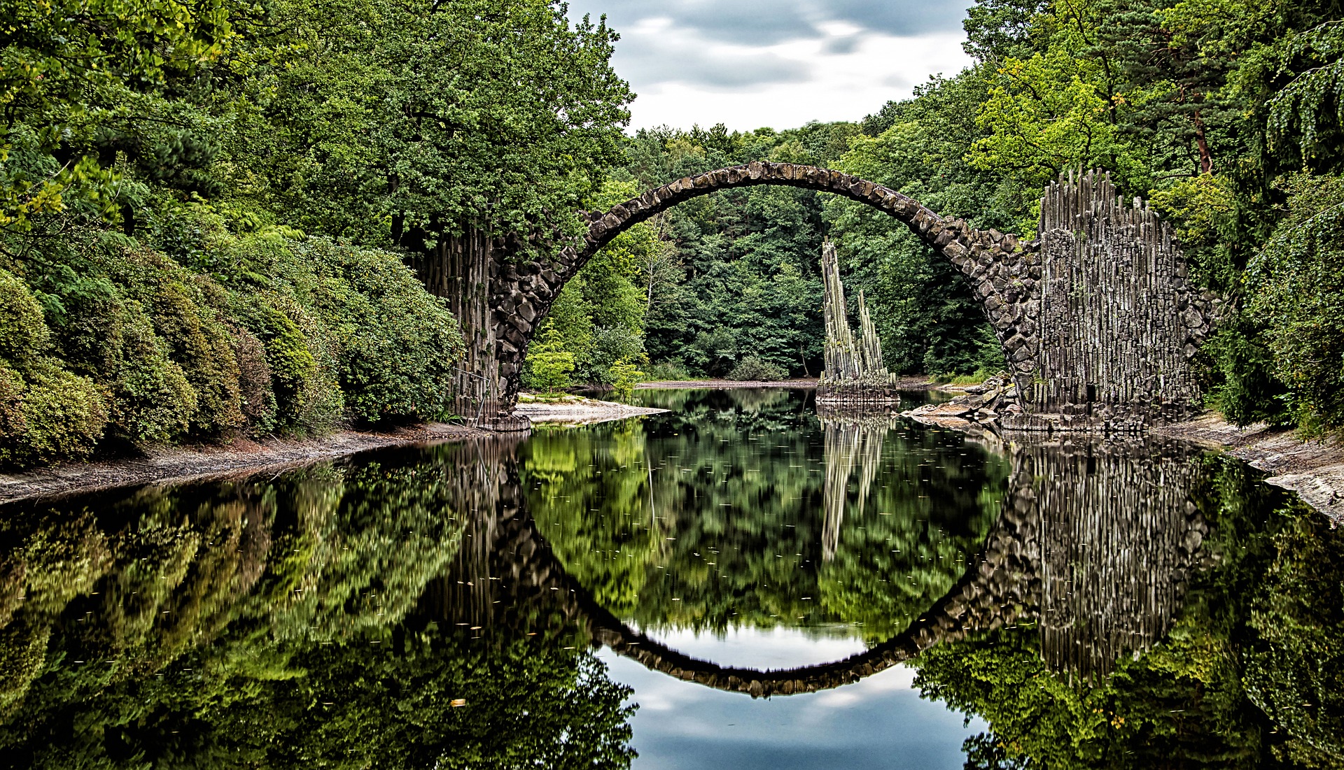 rakotzbrucke-gf23408355_1920