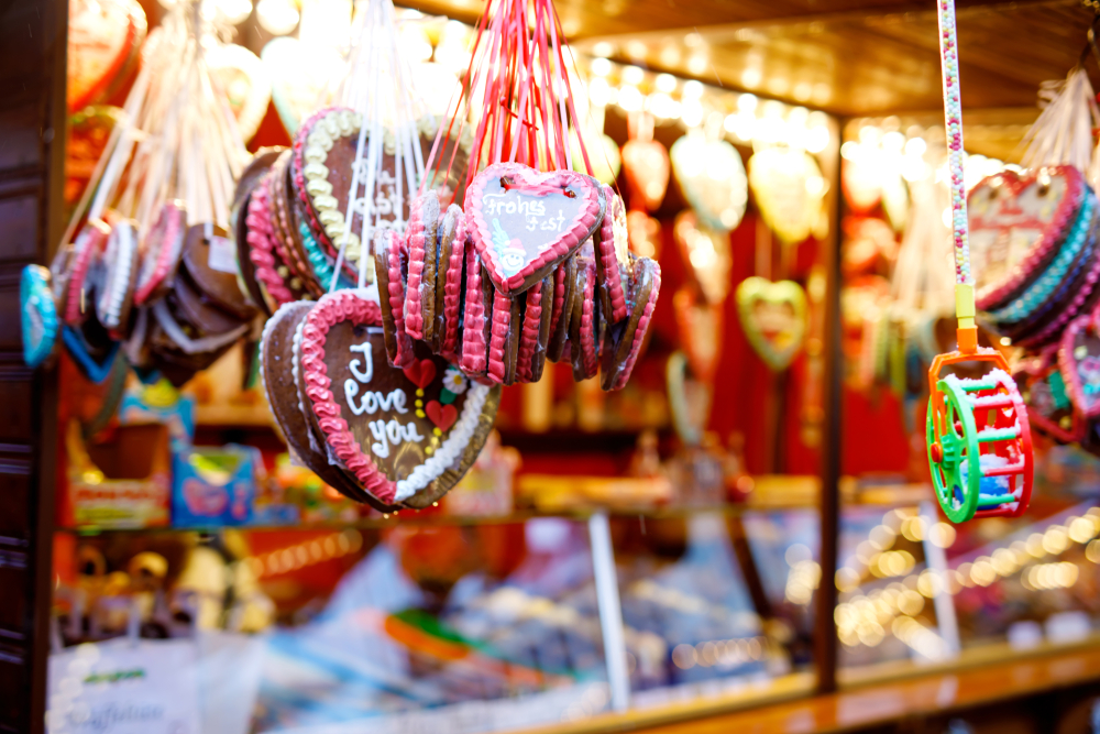 Gingerbread,Hearts,At,German,Christmas,Market.,Nuremberg,,Munich,,Berlin,,Hamburg