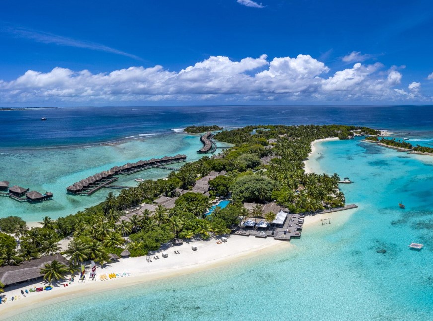1 - Sheraton Maldives Full Moon Resort & Spa